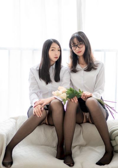 美女露出让男生揉的小说