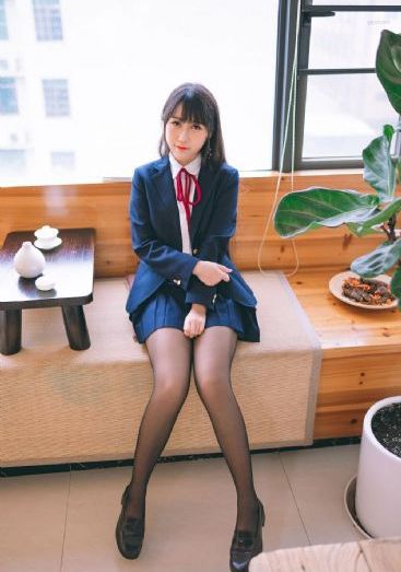 免费看美女的逼