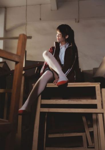 笼中女囚在线
