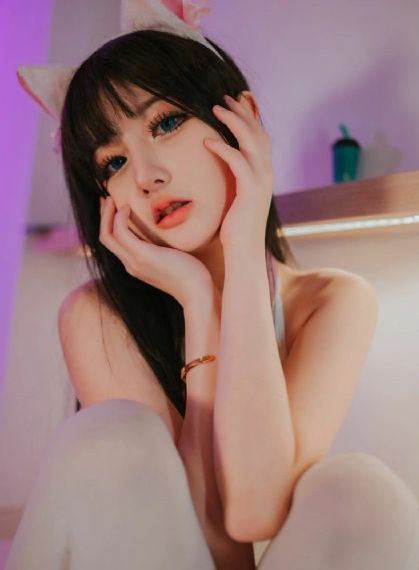 站起来一条缝蹲下一个洞是什么