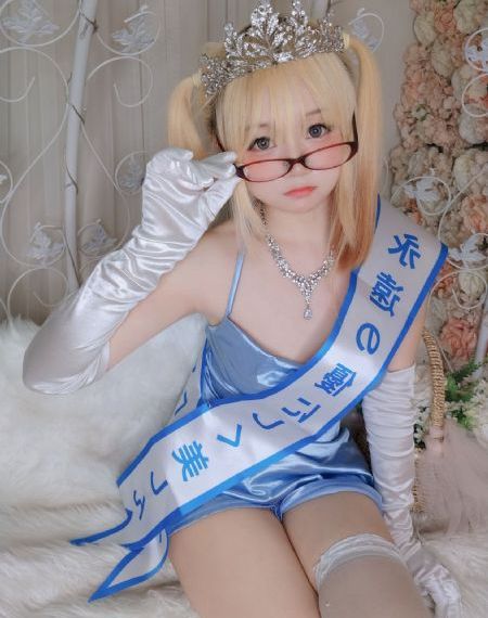 一边亲一边摸韩剧免费观看